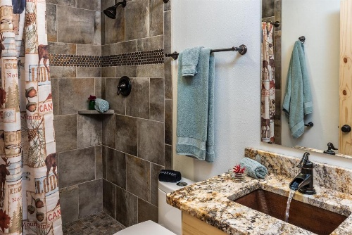 Outlook Inn Bed and Breakfast image 37