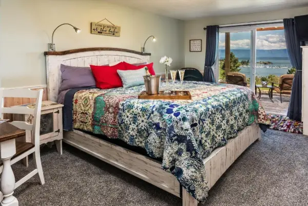 Outlook Inn Bed and Breakfast 4